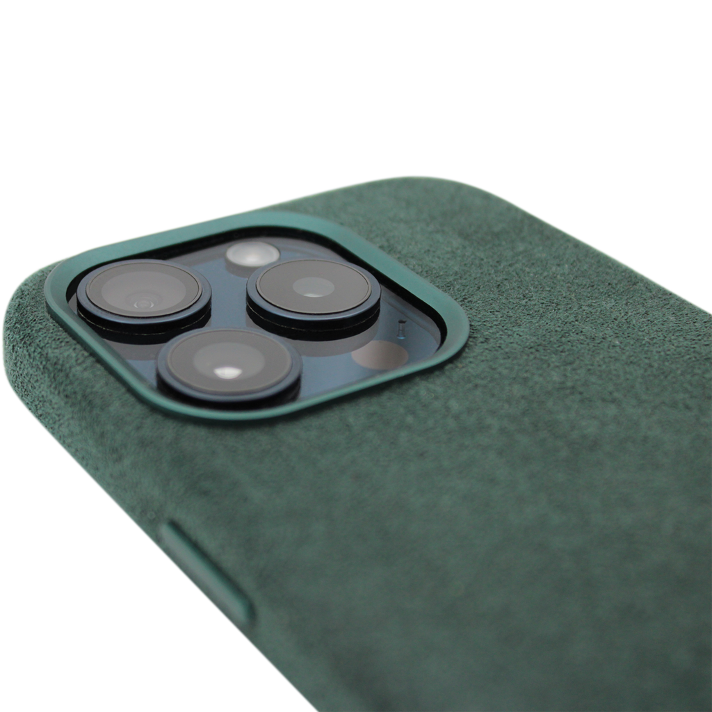 PROTARA Alcantara iPhone 14 Pro cover - Expedition Green
