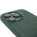 PROTARA Alcantara iPhone 14 Pro cover - Expedition Green